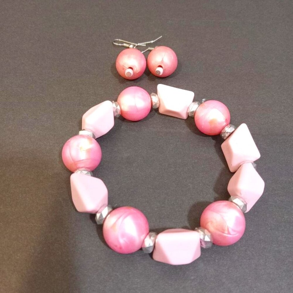 Bracelet Earring Set Pink Quartz Costume Pastel Pink Beaded Silver Fish Hook